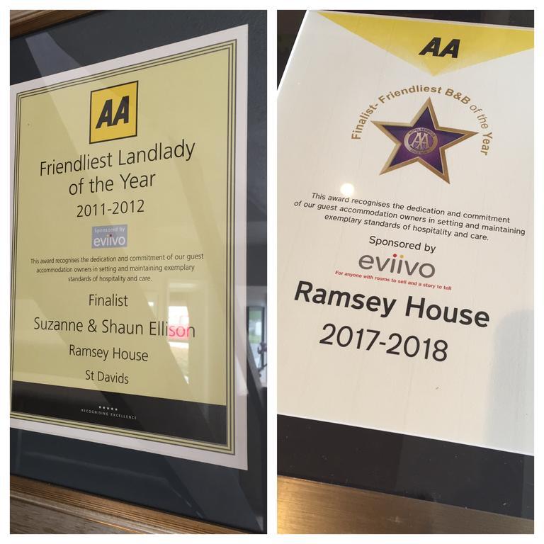 Ramsey House - Luxury Licensed B&B - Parking And Guest Lounge 圣大卫 外观 照片